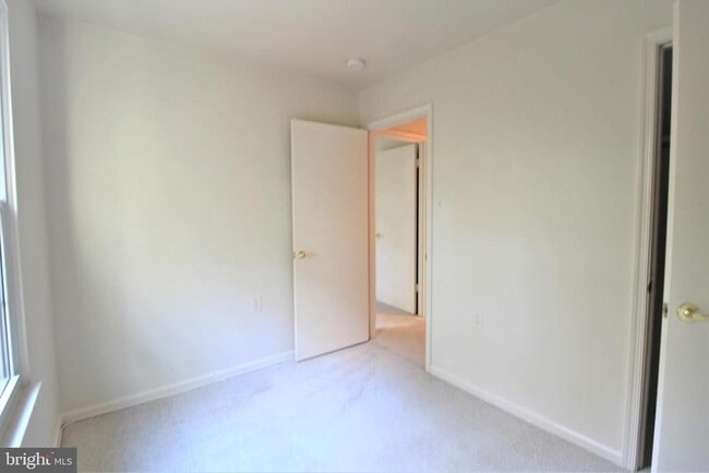 Building Photo - 3501 Aviary Way