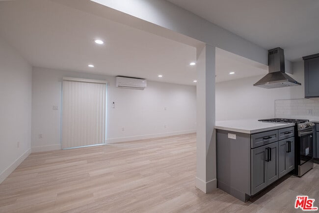 Building Photo - 2107 Pullman Ln