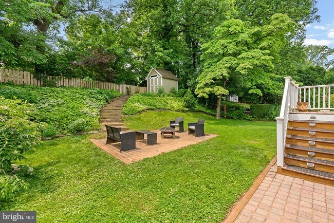 Building Photo - 3904 Lantern Dr