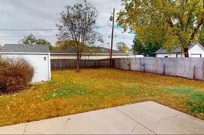 Building Photo - 7086 Spencer St