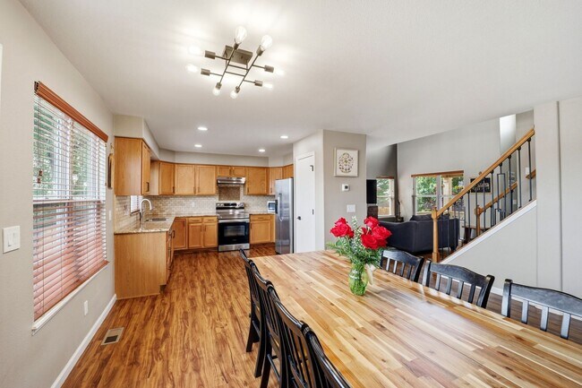 Building Photo - 1108 Scarlet Oak Dr