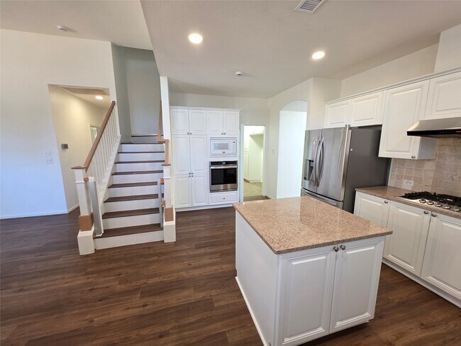 Building Photo - 46 Dalea Pl