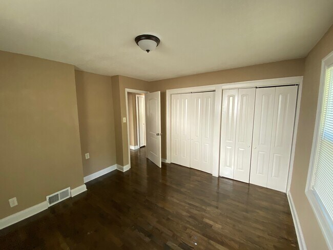 Building Photo - 1429 Grand Ave