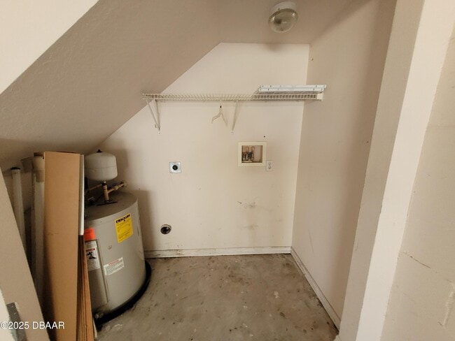 Building Photo - 1018 Grand Hickory Cir