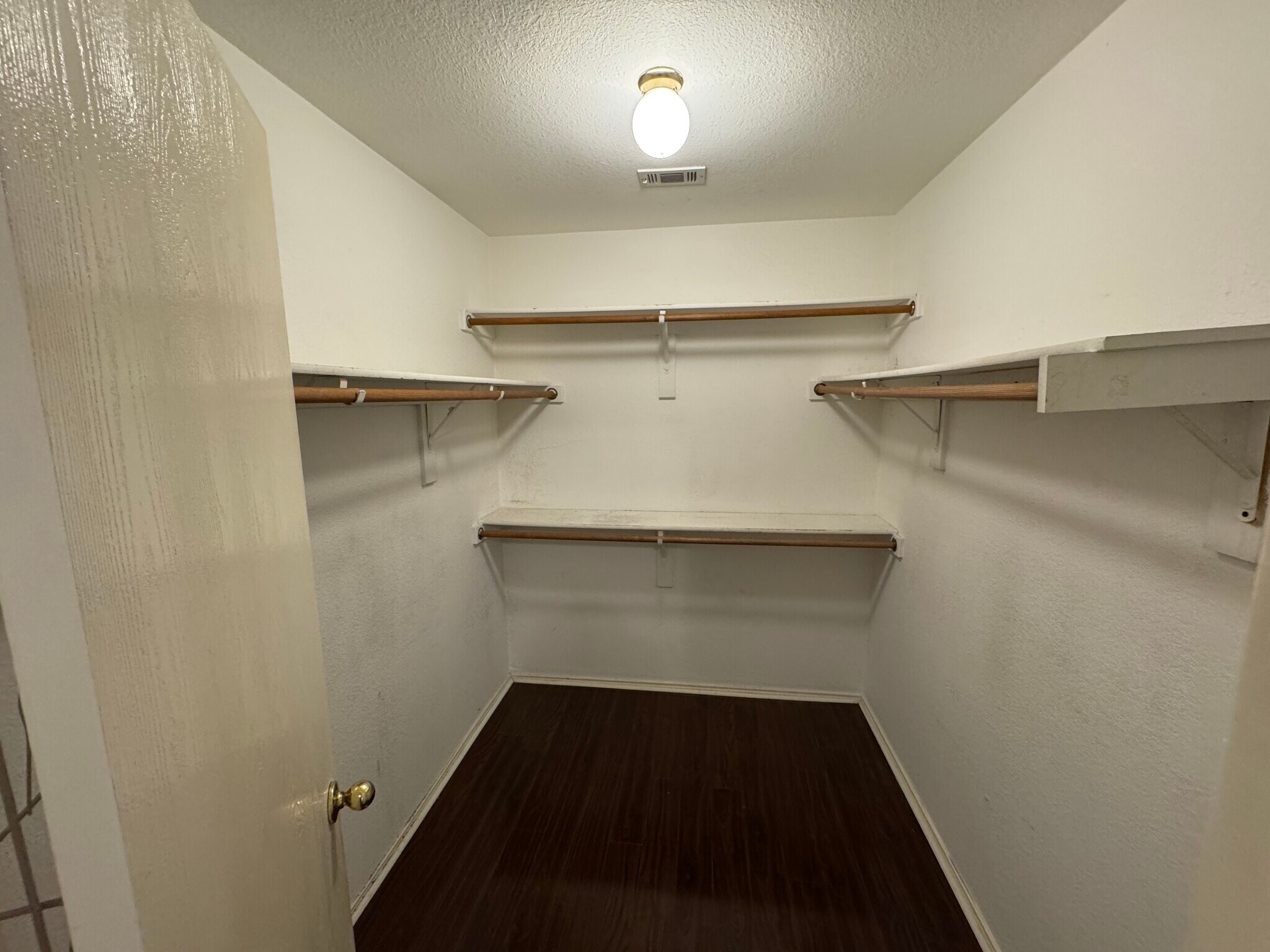 Walk-in Closet - 1814 McNeely St