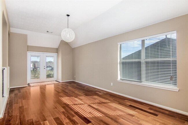 Building Photo - 11215 Burmese Ln