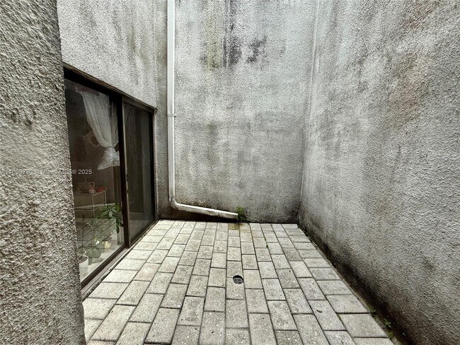 Building Photo - 8331 SW 157th Ave