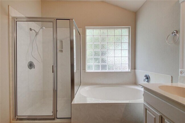 Building Photo - 1415 Coral Cay Ln