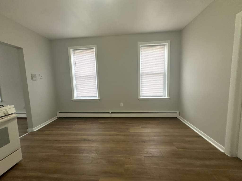 Building Photo - 886 Dixwell Ave