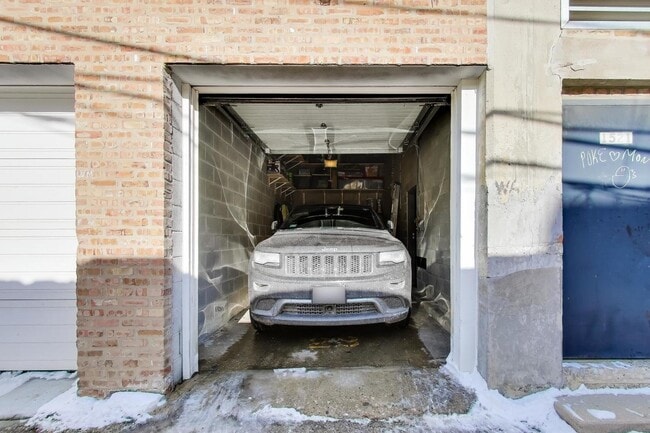 Building Photo - 1521 W Haddon Ave