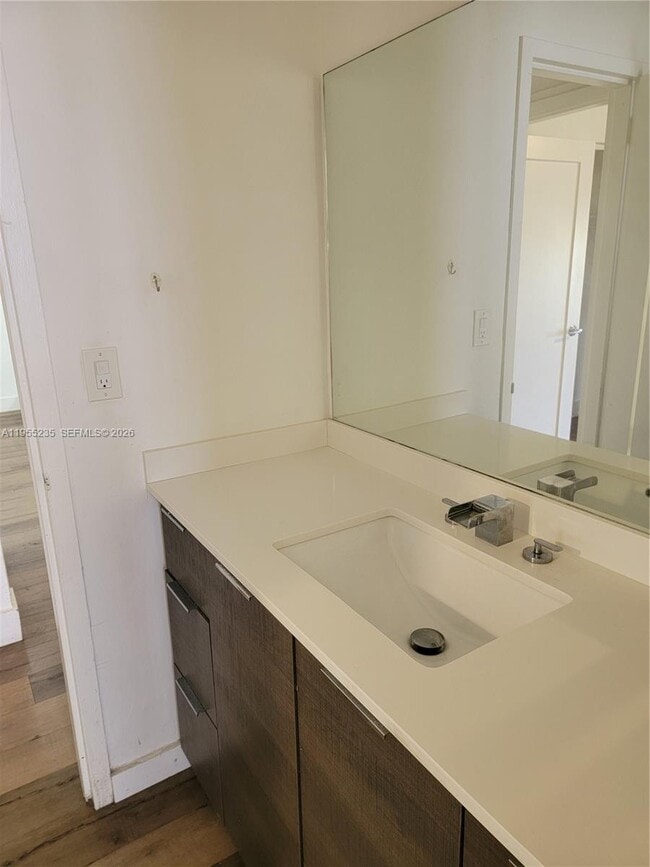 Building Photo - 5112 NW 79th Ave