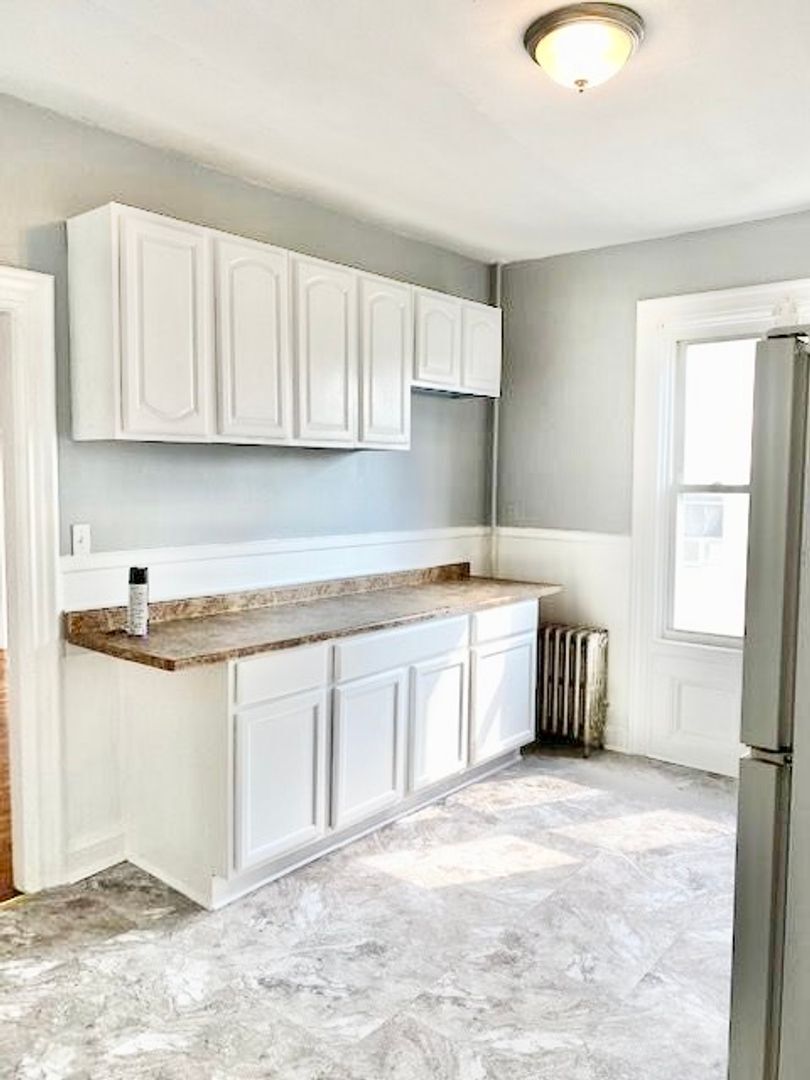 Building Photo - 72 Pocasset Ave