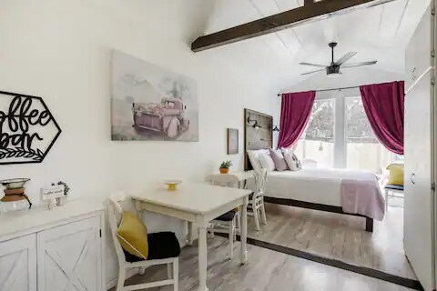 Building Photo - 509 High Dr