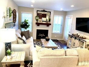 Building Photo - 2 bedroom in Bloomingdale IL 60108