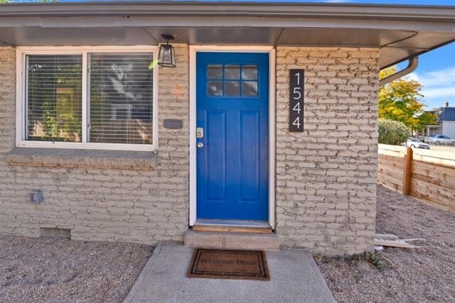 Front Entrance - 1544 W Nevada Pl