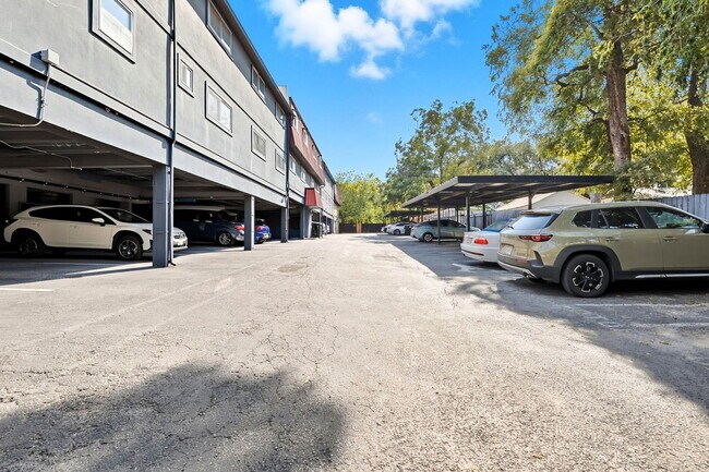 Building Photo - 900 S Lamar Blvd