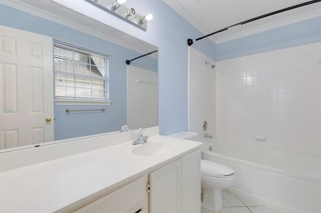 Building Photo - 1807 Timber Ridge Dr