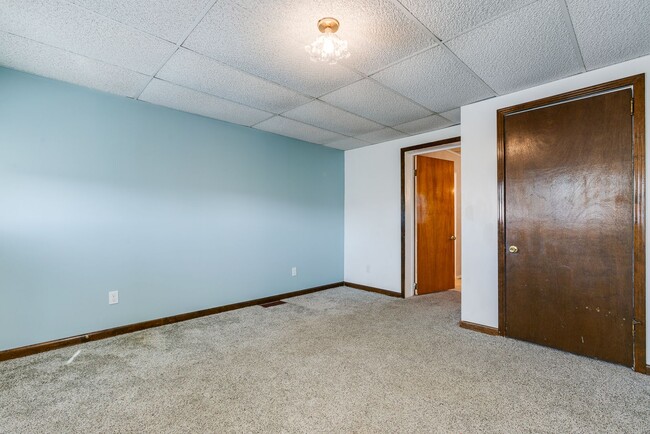 Building Photo - 39 Allen St