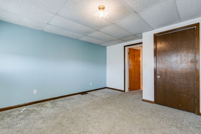 Building Photo - AVAILABLE NOW! 3 bed, 2 bath AMAZING House in Allentown!!!