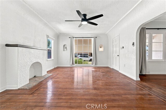 Building Photo - 5915 Morrill Ave