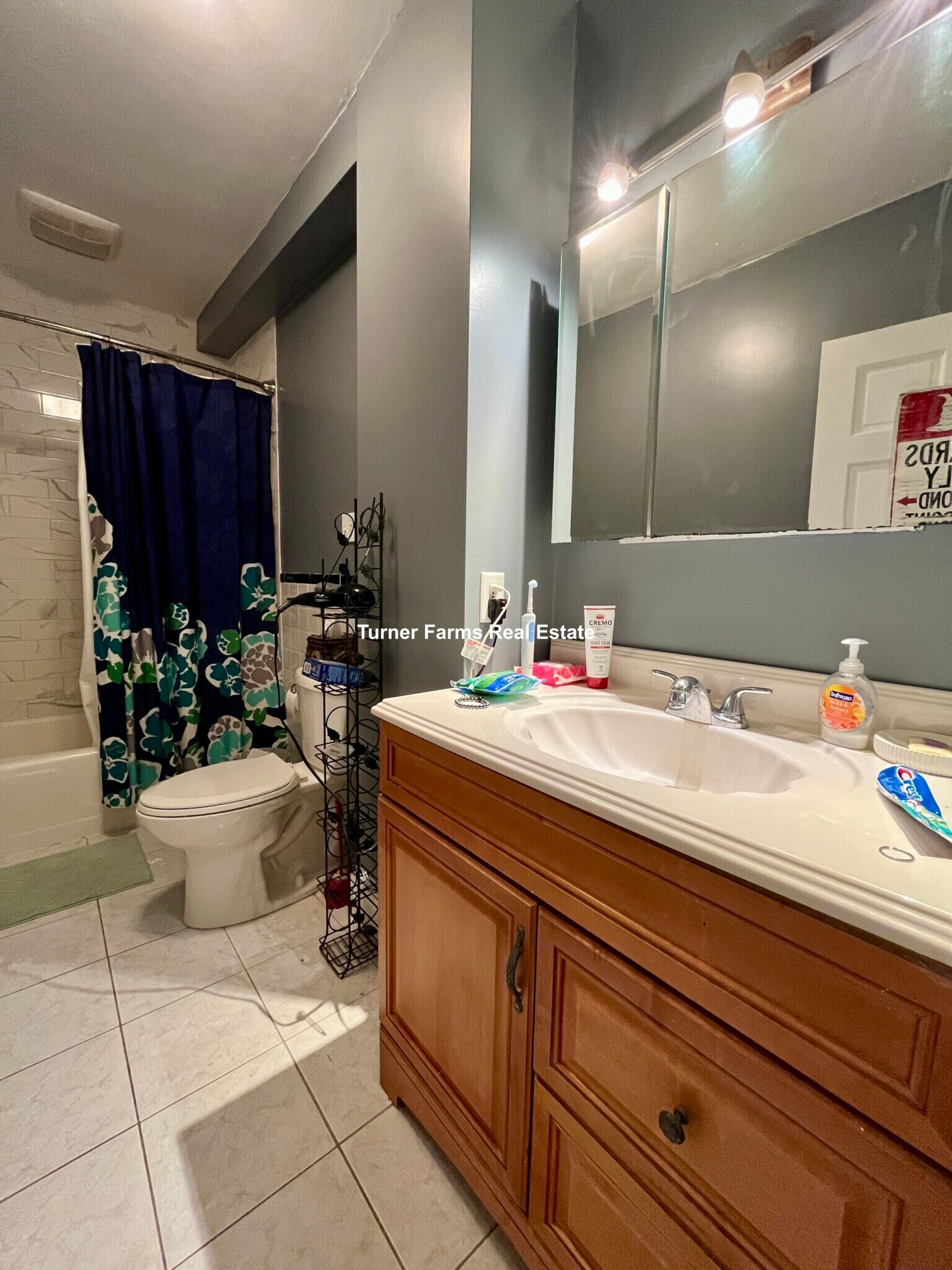 Building Photo - 19 Netherlands Rd