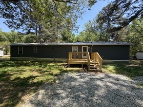 Building Photo - 8193 River Rd