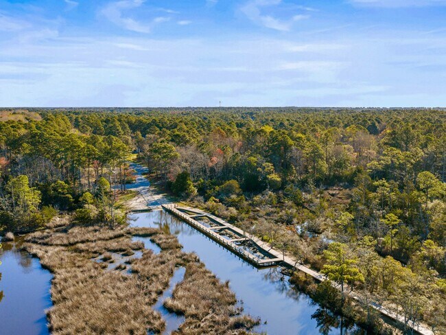 Building Photo - Mimosa Bay Beauty