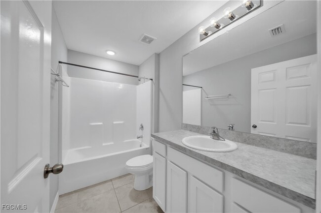 Building Photo - 2617 53rd St W