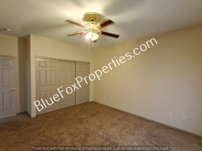 Building Photo - 12364 N Mt Bigelow Rd