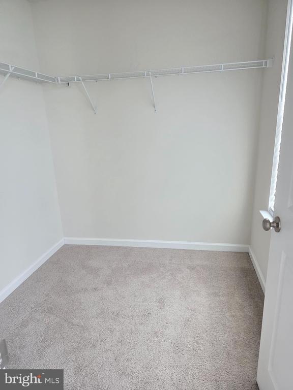 Building Photo - 40 Nelsons Wy