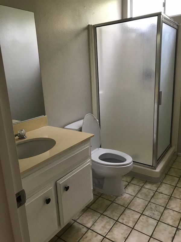 Building Photo - 4592 Benhurst Ave