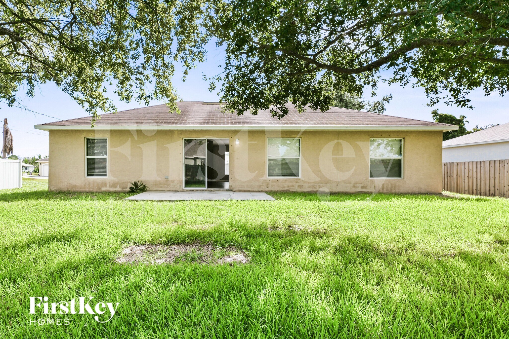 Building Photo - 4414 SW Cacao St