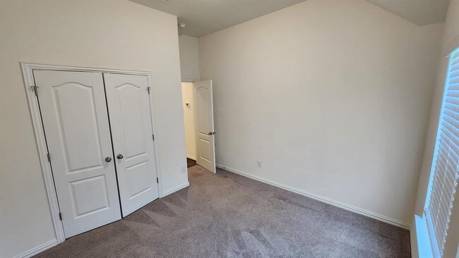 Building Photo - 294 Biscayne Bay Bend