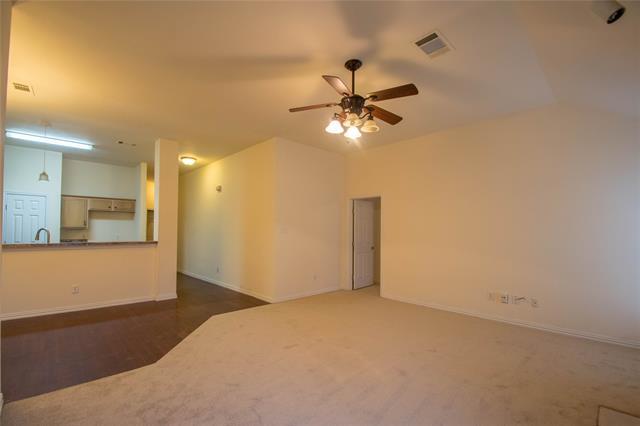 Building Photo - 736 Silverbrook Dr