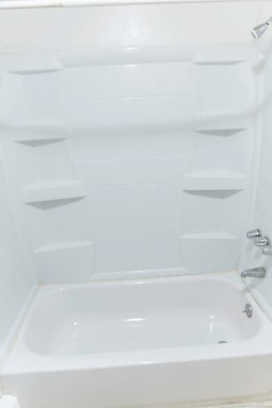 Building Photo - 1350 W 27th Ave