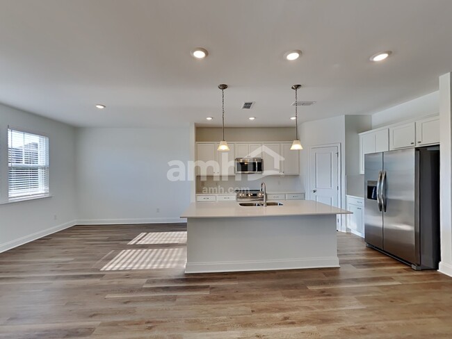 Building Photo - 208 Argea Dr
