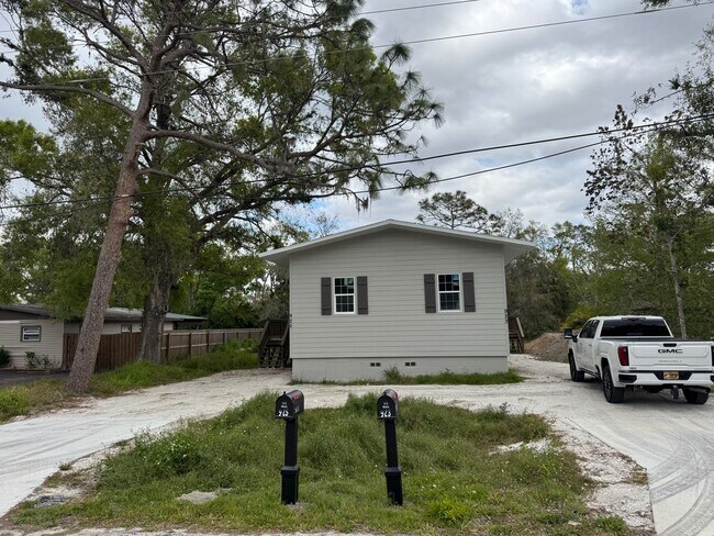 Building Photo - 923 Hagle Park Rd