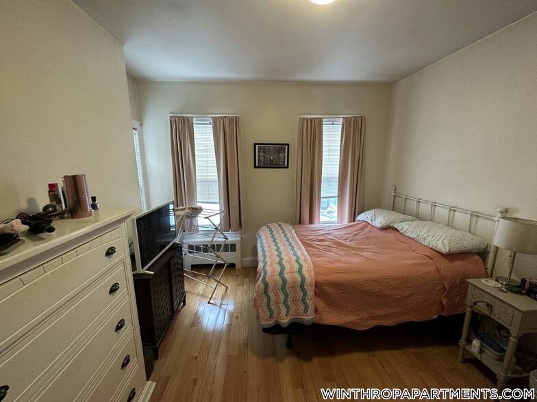 Building Photo - 90 Winthrop Shore Dr