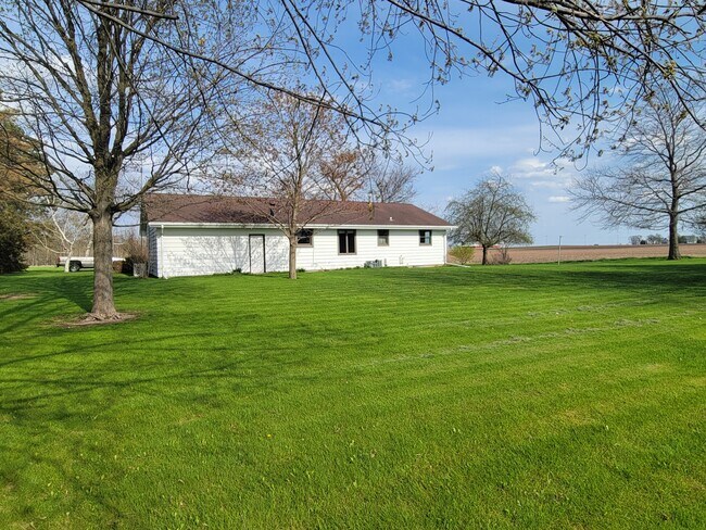 Building Photo - N3308 Horace Mann Rd