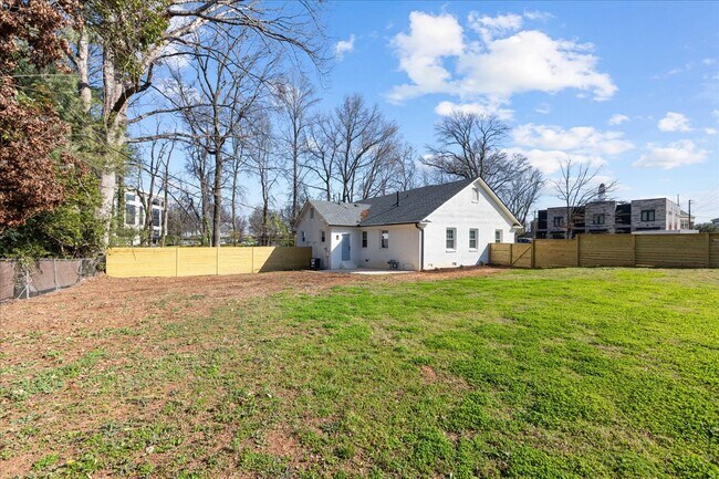Building Photo - 4700 Walden Ct