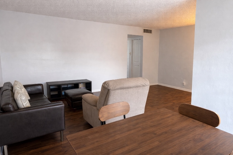 Building Photo - 5741 SW 36th Ct