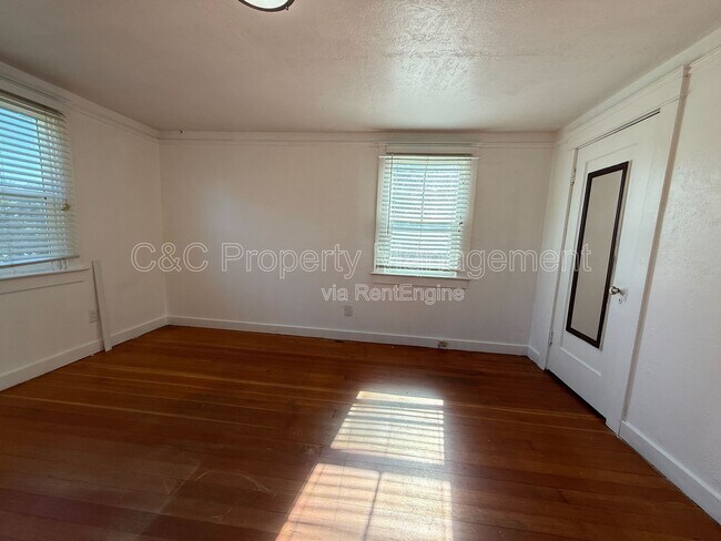 Building Photo - 39 Paddon Rd