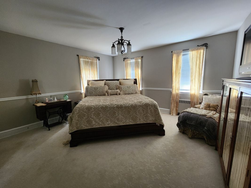 Building Photo - 20 S Marion Ave