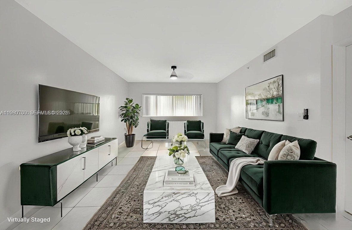 Building Photo - 2620 S University Dr