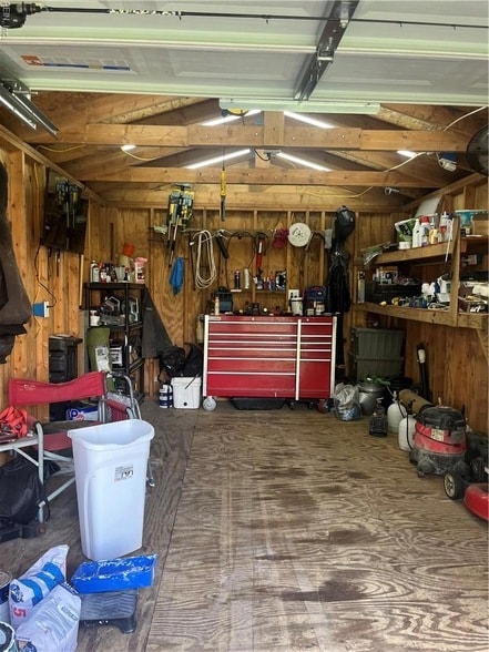 Building Photo - 8229 Gygax Rd