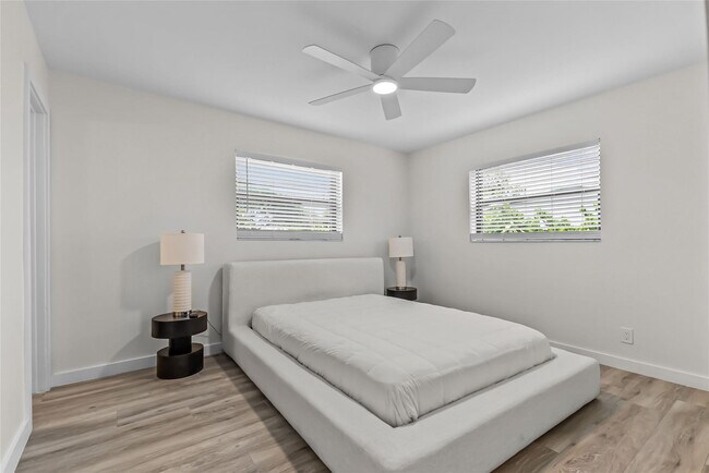 Building Photo - 908 Lighthouse Dr