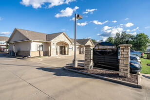 Building Photo - Stone Creek Apartments