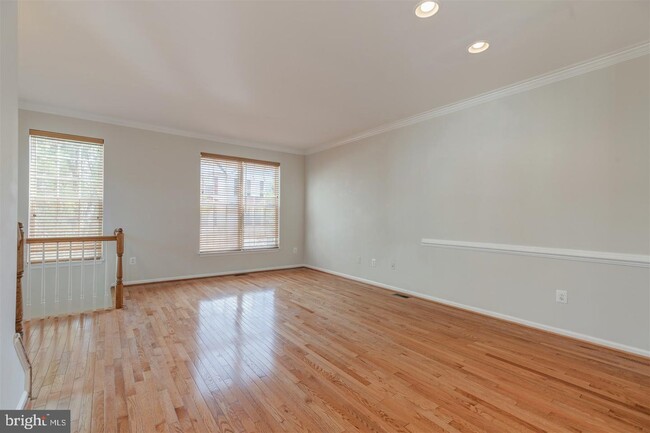Building Photo - 6948 Banchory Ct
