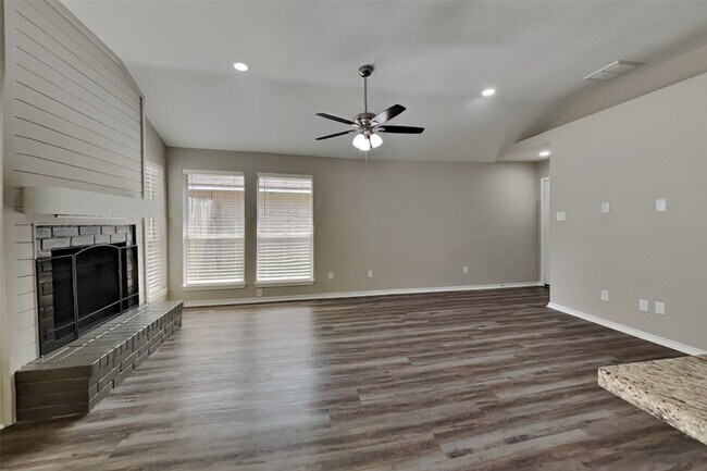 Building Photo - 9119 Newkay Ln