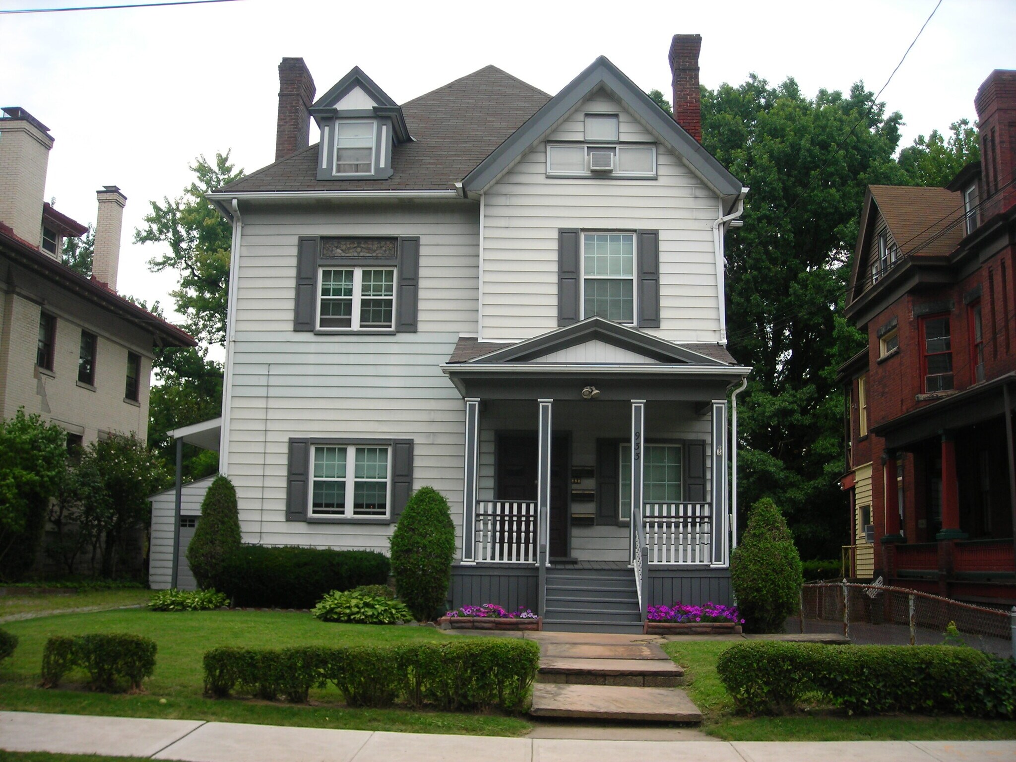 Street View - 933 S Trenton Ave